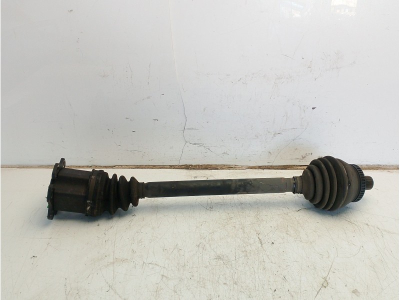 Recambio de transmision delantera izquierda para audi a4 b7 (8ec) 2.0 tfsi referencia OEM IAM 8E0407271AT  