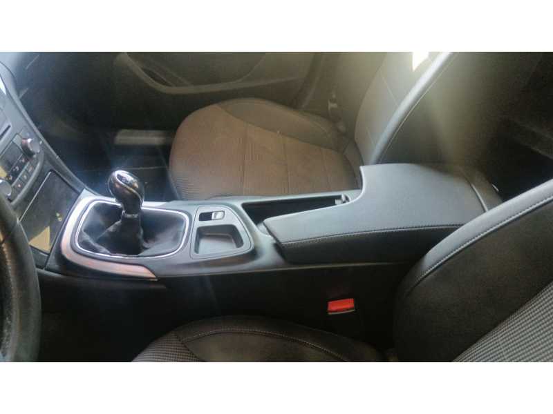 Recambio de apoyabrazos central para opel insignia a (g09) 2.0 cdti (68) referencia OEM IAM   