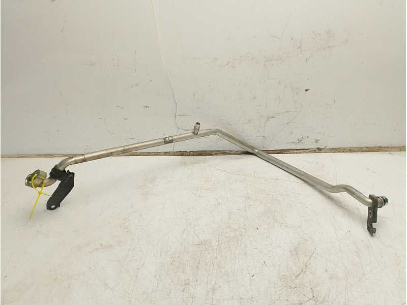 Recambio de tubos aire acondicionado para toyota yaris (_p9_) 1.4 d-4d (nlp90_) referencia OEM IAM 2576133010  