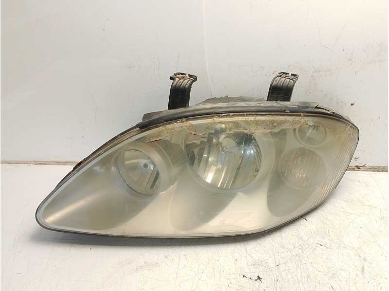Recambio de faro izquierdo para ssangyong rodius line referencia OEM IAM 8310121201  