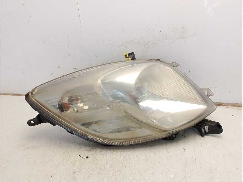 Recambio de faro izquierdo para toyota yaris (_p9_) 1.4 d-4d (nlp90_) referencia OEM IAM 811700D120  