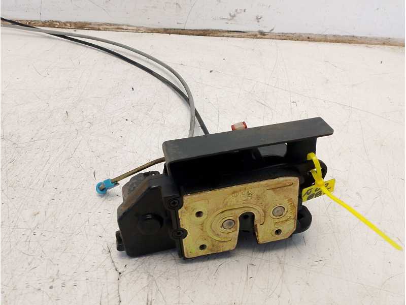 Recambio de cerradura puerta trasera derecha para ssangyong rodius line referencia OEM IAM 7132021004  