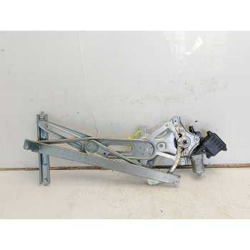 ELEVALUNAS DELANTERO IZQUIERDO 698200D041 