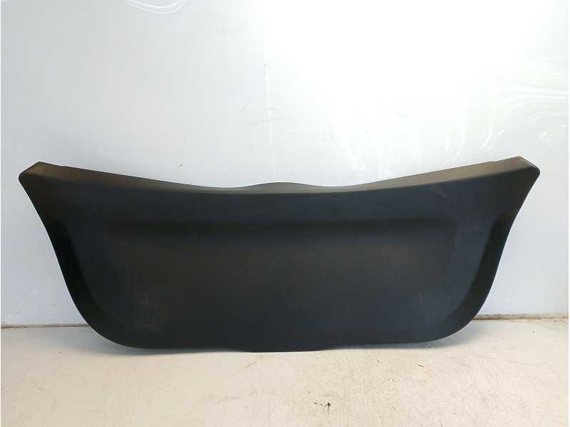 Recambio de moldura para toyota yaris 1.5 16v cat referencia OEM IAM 677510D040  