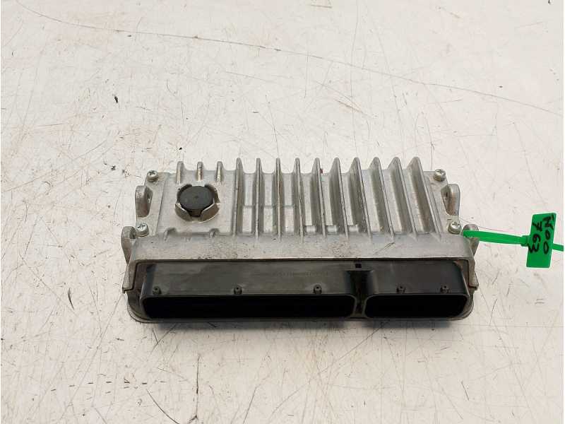 Recambio de centralita motor uce para toyota yaris hsd active referencia OEM IAM 896610DT20  
