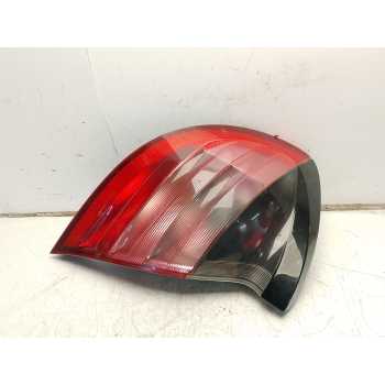 PILOTO TRASERO IZQUIERDO A2038200564 