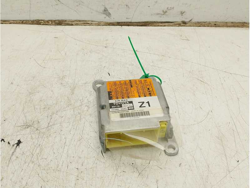 Recambio de centralita airbag para toyota yaris hsd active referencia OEM IAM 891700D770  