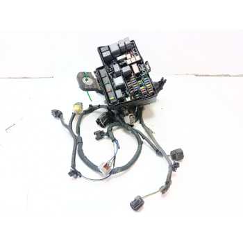CAJA RELES / FUSIBLES 821150DQ20 821150DQ20B