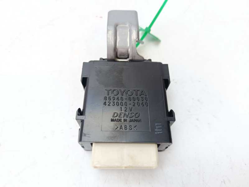 Recambio de modulo electronico para toyota yaris hsd active referencia OEM IAM 859400D030  4230002060