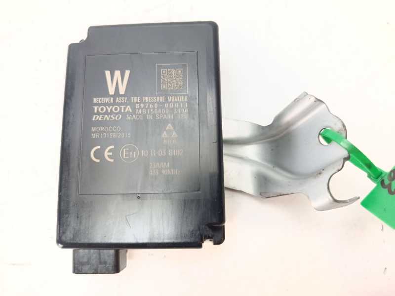 Recambio de modulo electronico para toyota yaris hsd active referencia OEM IAM 897600D011  MB1584003490