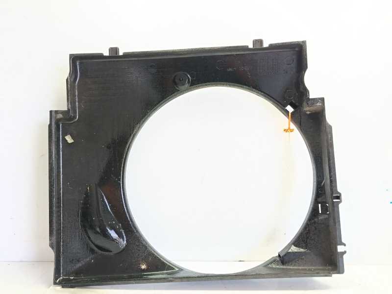 Recambio de calandra electroventilador para bmw 7 (e65, e66, e67) 730 d referencia OEM IAM 17112249458  