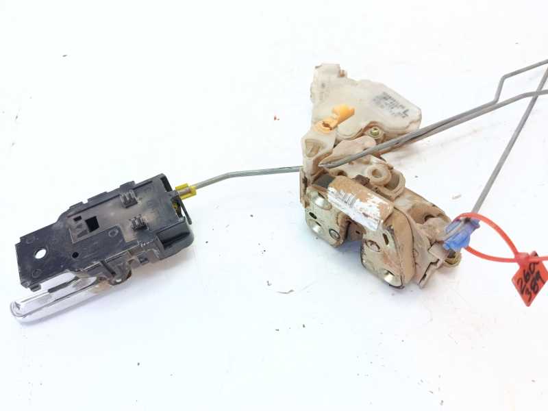 Recambio de cerradura puerta delantera izquierda para nissan terrano ii (r20) 2.7 tdi 4wd referencia OEM IAM 805010F415  8055391