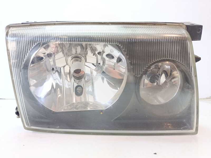 Recambio de faro derecho para nissan terrano ii (r20) 2.7 tdi 4wd referencia OEM IAM 260100X400  964212