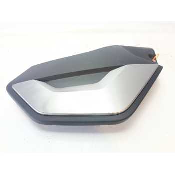 MOLDURA 689216018R 689212660R 689214315R