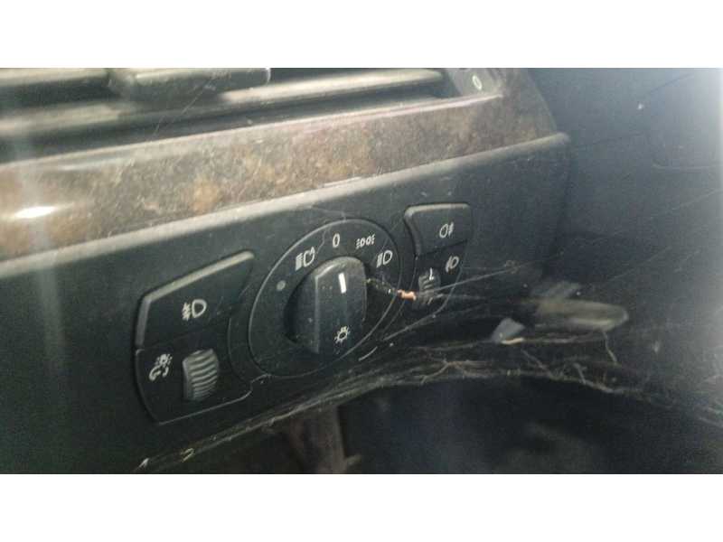 Recambio de mando luces para bmw 5 (e60) 530 d referencia OEM IAM   
