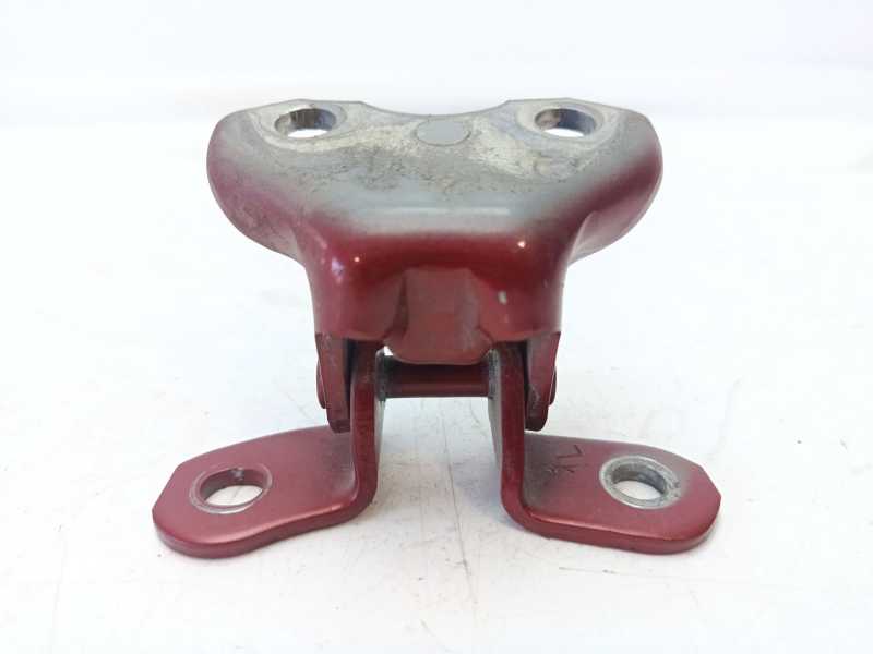 Recambio de bisagra puerta delantera derecha inferior para toyota yaris hsd active referencia OEM IAM 687300D071  