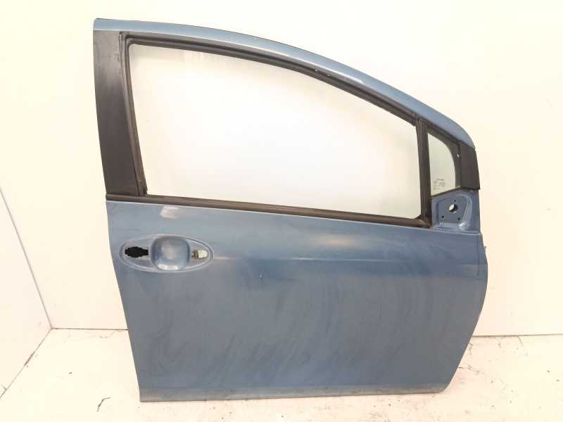 Recambio de puerta delantera derecha para toyota yaris (_p9_) 1.4 d-4d (nlp90_) referencia OEM IAM 670010D170  