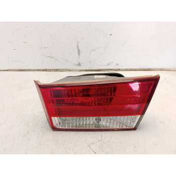 PILOTO TRASERO DERECHO INTERIOR 924043K020 