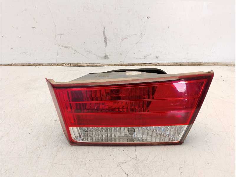 Recambio de piloto trasero derecho interior para hyundai sonata (nf) 2.4 style referencia OEM IAM 924043K020  