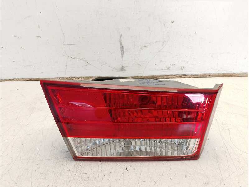 Recambio de piloto trasero izquierdo interior para hyundai sonata (nf) 2.4 style referencia OEM IAM 924033K020  