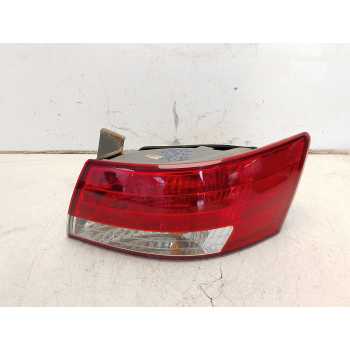 PILOTO TRASERO DERECHO 924023K010 