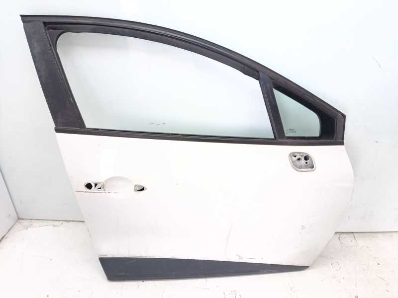 Recambio de puerta delantera derecha para renault clio iv (bh_) 1.5 dci 90 referencia OEM IAM 801008302R  