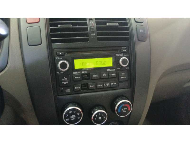 Recambio de sistema audio / radio cd para hyundai tucson (jm) 2.0 referencia OEM IAM   