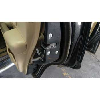 CERRADURA PUERTA TRASERA DERECHA 814202E000 