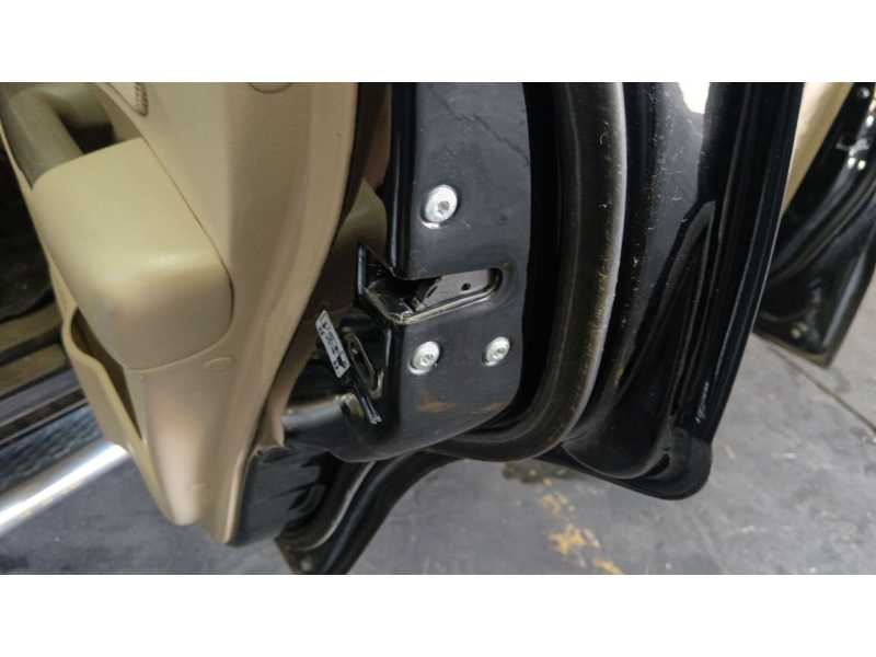 Recambio de cerradura puerta trasera derecha para hyundai tucson (jm) 2.0 referencia OEM IAM   