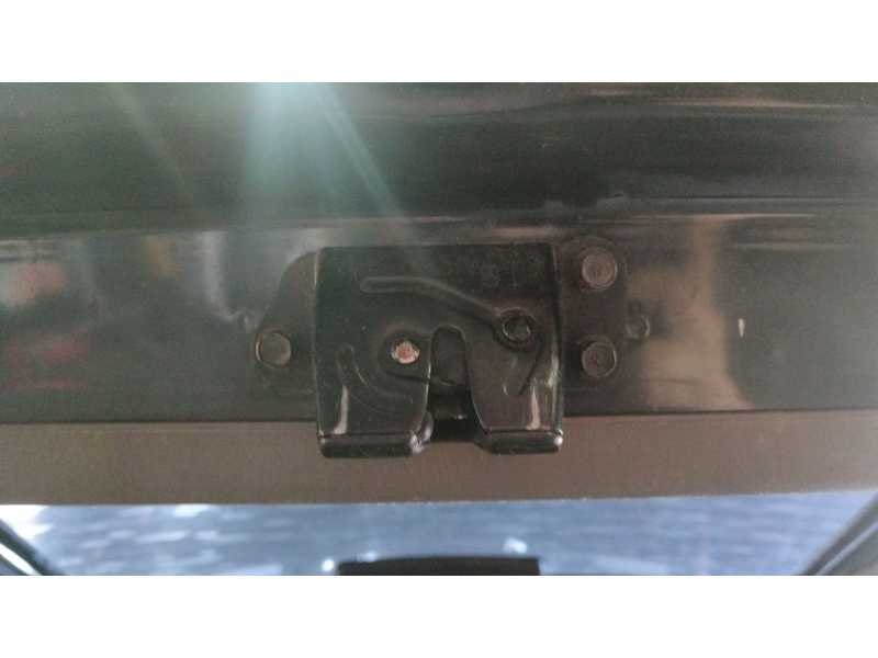 Recambio de cerradura maletero / porton para hyundai tucson (jm) 2.0 referencia OEM IAM   