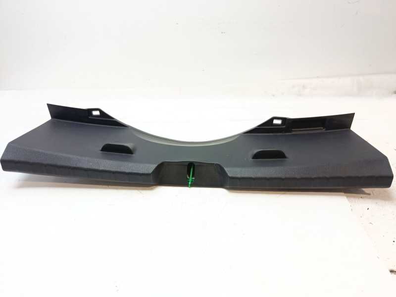 Recambio de moldura para toyota yaris hsd active referencia OEM IAM 583870D090C1  583870D090