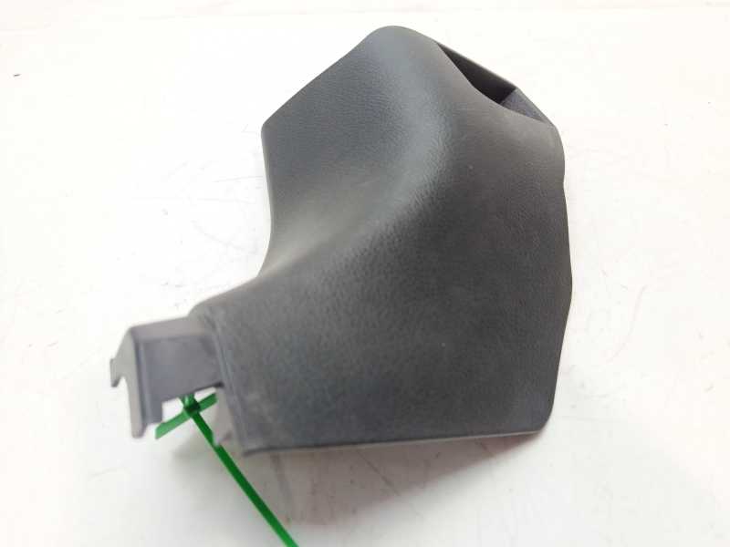 Recambio de moldura para toyota yaris hsd active referencia OEM IAM 621120D120C1  621120D120