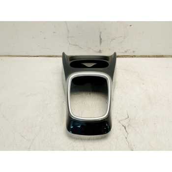 MOLDURA 588210D070B0 