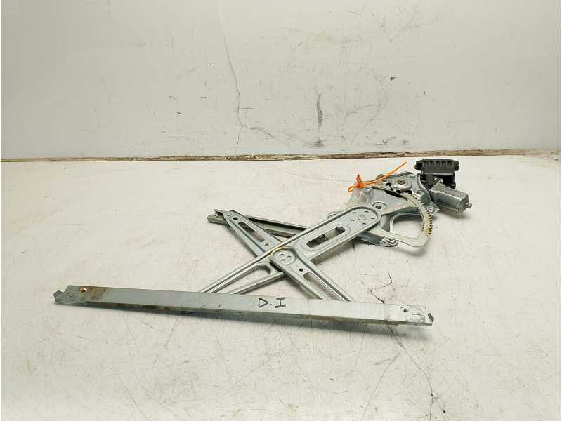 Recambio de elevalunas delantero izquierdo para toyota yaris hsd active referencia OEM IAM 698200D440  