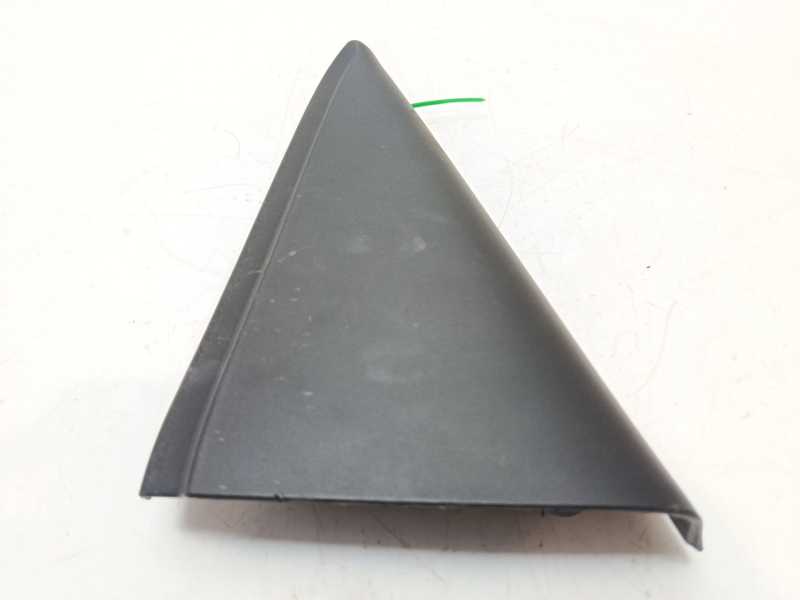 Recambio de moldura para toyota yaris cross (mxp_) 1.5 hybrid a las 4 ruedas (mxpj15) referencia OEM IAM 676740D030C0  676740D03