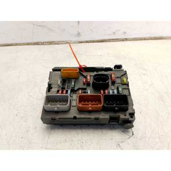 CAJA RELES / FUSIBLES 9664055780 BSM bsm l11