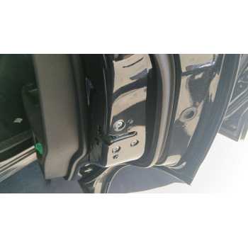CERRADURA PUERTA TRASERA DERECHA 825004EA2A 