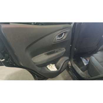 GUARNECIDO PUERTA TRASERA IZQUIERDA 829A16721R 