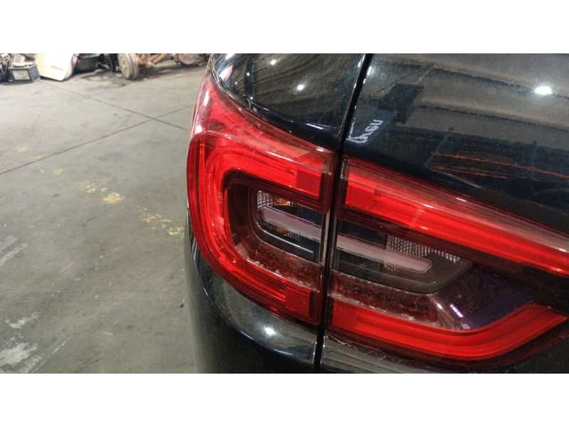 Recambio de piloto trasero izquierdo para renault kadjar (ha_, hl_) 1.6 dci 130 referencia OEM IAM   