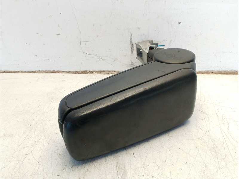 Recambio de apoyabrazos central para audi a4 b7 (8ec) 2.0 tfsi referencia OEM IAM 8E0864207D  