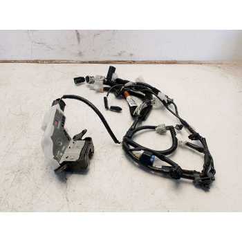 CERRADURA MALETERO / PORTON 693500D220 