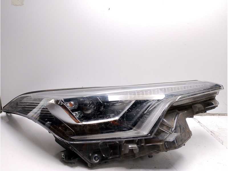 Recambio de faro derecho para toyota c-hr referencia OEM IAM 81130F4070 17666F/81110f4071 