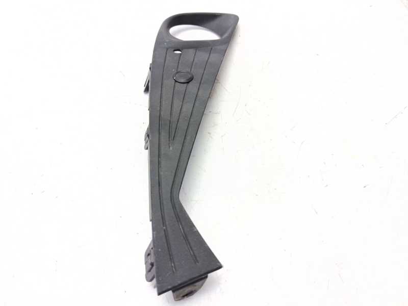 Recambio de rejilla paragolpes derecha para toyota c-hr referencia OEM IAM 52127F4120 52127F4150 52127F4190