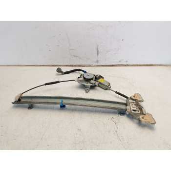 ELEVALUNAS DELANTERO IZQUIERDO 807318H301 