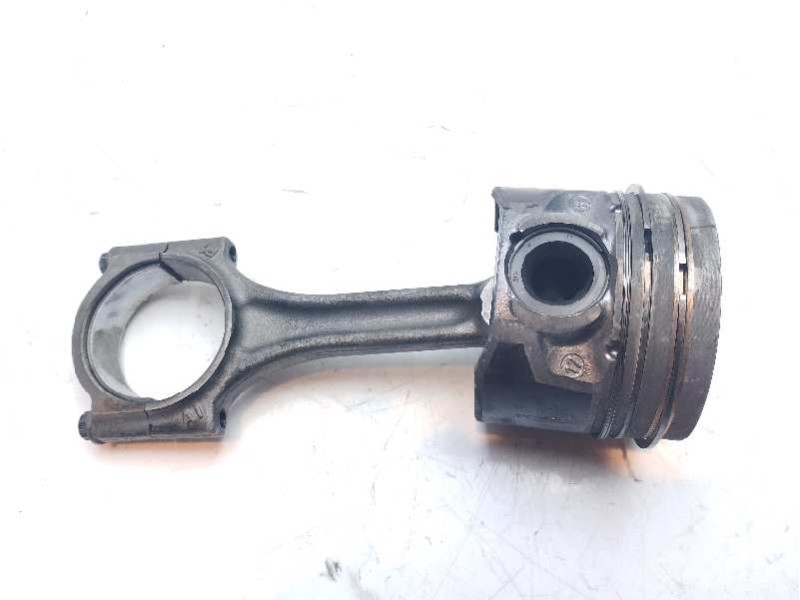 Recambio de piston para toyota proace verso 1.6 d-4d cat referencia OEM IAM SU001A7833  