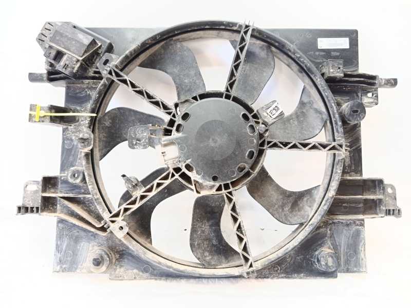 Recambio de electroventilador para dacia duster (hm_) 1.3 tce 150 (hmm3) referencia OEM IAM 214811626R T908189 FS290