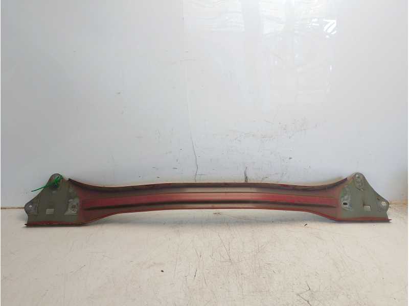 Recambio de refuerzo paragolpes trasero para toyota yaris hsd active referencia OEM IAM 521720D020  