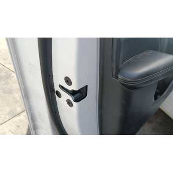 CERRADURA PUERTA DELANTERA IZQUIERDA 