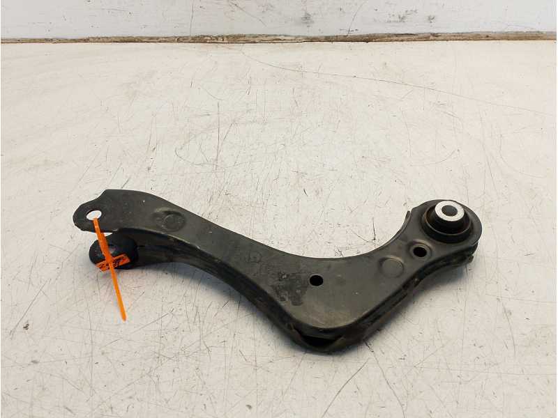 Recambio de tirante trasero derecho para toyota rav 4 v (_a5_, _h5_) 2.0 (mxaa52) referencia OEM IAM 4877042050  