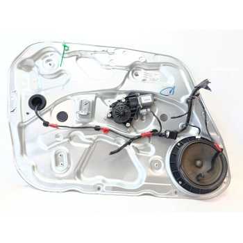 ELEVALUNAS DELANTERO IZQUIERDO 824712R000 824502R000 824702R000
